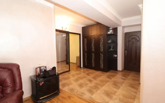3 room apartment, Tserents Street, 108 sq.m., 5/9 floor, major renovation