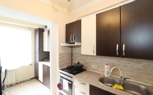 3 room apartment, Nikoghayos Tigranyan Street, 78 sq.m., major renovation