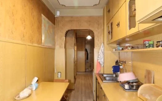 2 room apartment, Komitas Avenue, 66 sq.m., 1/5 floor, stone building