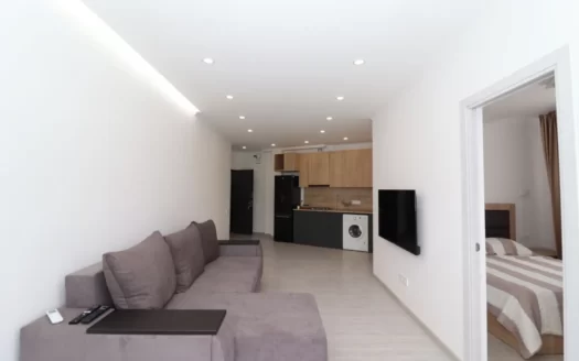 2 room apartment on Yervand Kochar street, 50 sq.m., 14/16 floor, major renovation