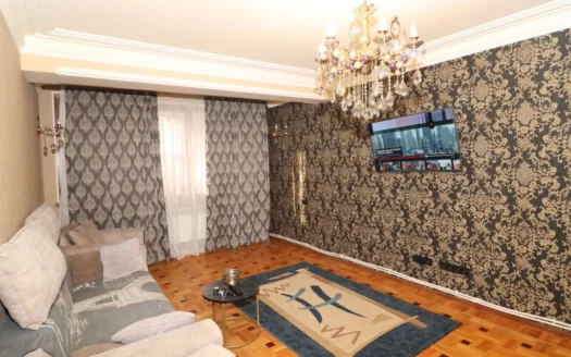 3 room apartment on Mar street, 70 sq.m., major renovation, stone building