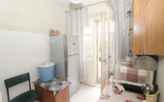 1 room apartment, Leningradyan Street, 29 sq.m., 2/4 floor, stone building