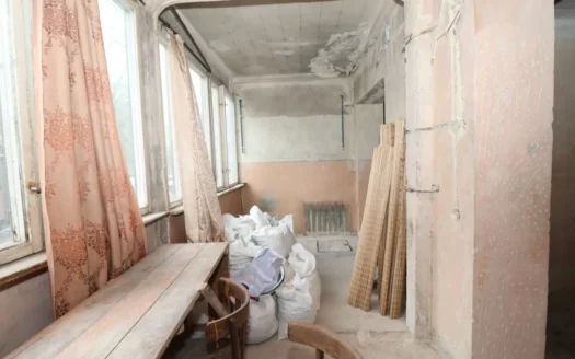 2 room apartment, Armen Takhtajian Street, 77 sq.m., 1/5 floor, stone building