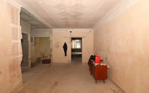 2 room apartment, Armen Takhtajian Street, 77 sq.m., 1/5 floor, stone building