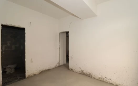 A 3-room apartment is for sale, Aram Khachatryan street, 90 sq.m.