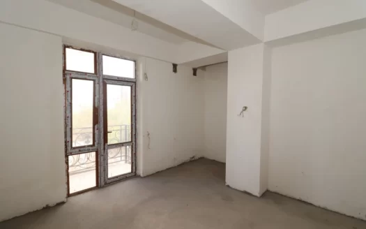 A 3 room apartment, Aram Khachatryan street, in a new built building, 90 sq.m.