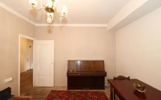 A 2 room apartment, Mamikonyants street, 60 sq.m.
