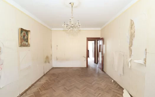 3 room apartment, Mazmanyan Street, 76 sq.m., stone building