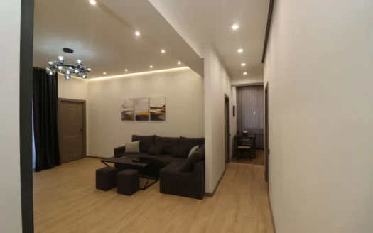 3 room apartment in a new building on Arzumanyan Street, 77 sq.m., 2/10 floor, high ceilings