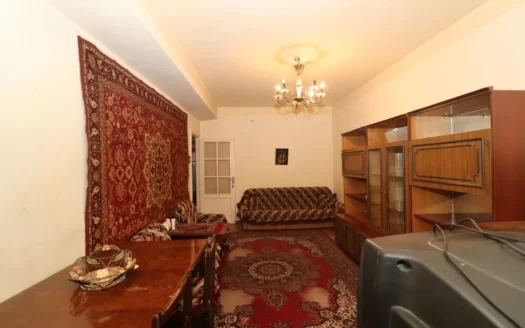 A 4 room apartment, Tserents street, 87 sq.m., 1/9 floor