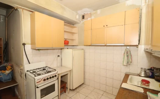 A 4 room apartment, Tserents street, 87 sq.m., 1/9 floor