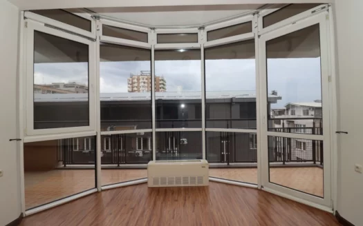 A 4 room spacious apartment, Amiryan street, 215 sq.m., 4/16 floor