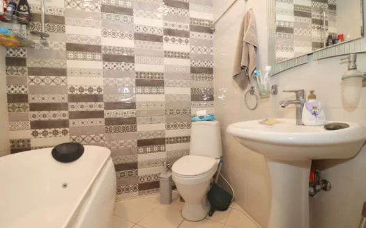 2 room apartment in Norashen district, 52 sq.m., 4/9 floor, major renovation