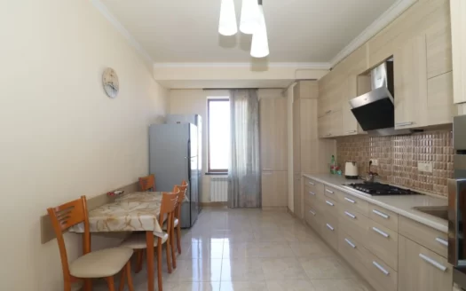 A 3 room apartment, Shinararner street, 111 sq.m., 7/13 floor