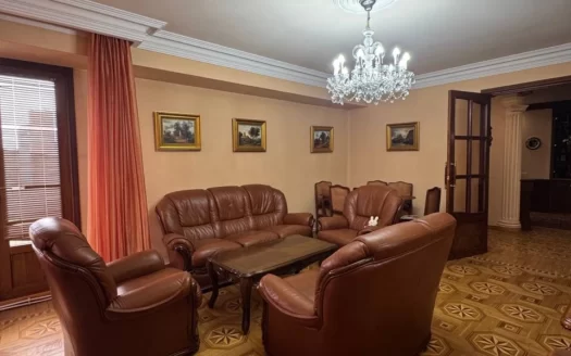 A 3 room spacious apartment, Amiryan street, 124 sq.m., 6/14 floor