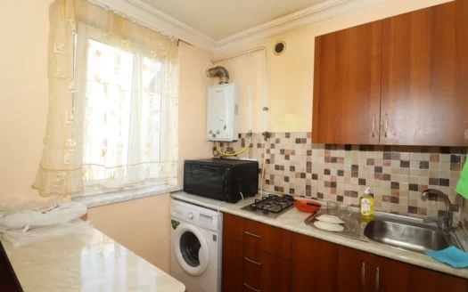 A 2 room apartment, Gai avenue, 34 sq.m., 4/5 floor