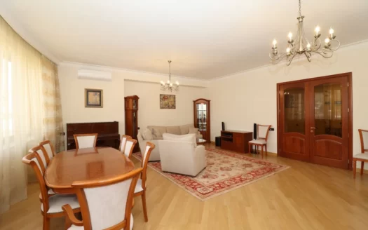 A 4 room spacious apartment, Teryan street, 205 sq.m., new built building, 7/12 floor