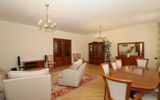 A 4 room spacious apartment, Teryan street, 205 sq.m., new built building, 7/12 floor
