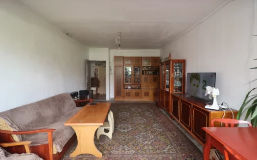 A 3 room apartment, Bashinjaghyan street, 89 sq.m., stone building
