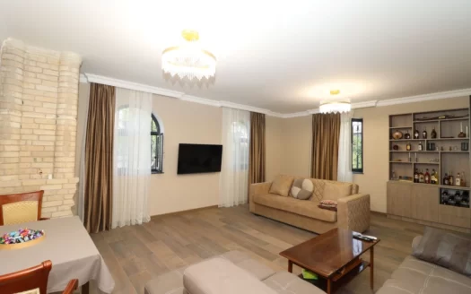 Two story house on 2nd Street in Verin Ptghni, 270 sq.m., major renovation