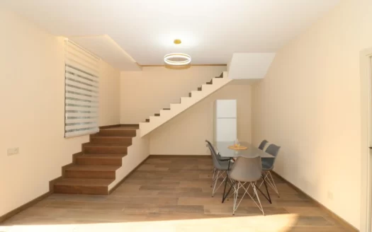 Two story house on 2nd Street in Verin Ptghni, 270 sq.m., major renovation