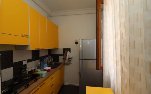 A 2-room apartment, Melkumov Street, 35 sq.m., 2/5 floor
