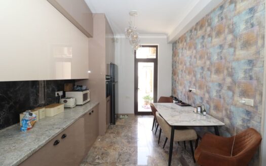 A three-story townhouse, Garden House residential complex, G1 district