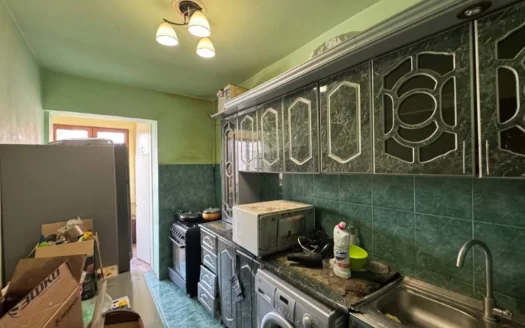 A 3 room apartment is for sale, Nairi Zaryan street, 78 sq.m., 5/9 floor