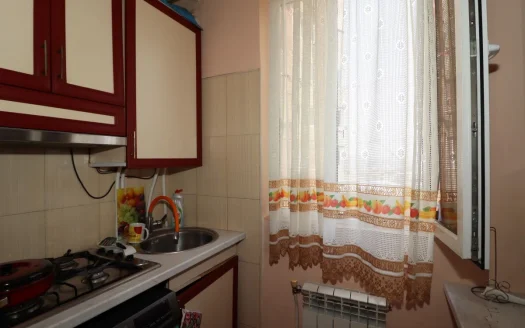A 3 room apartment, Gai Avenue, 63 sq.m., 8/12 floor, cosmetic renovation