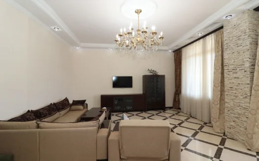 4 room apartment in a new building on Dzorap Street, 178 sq.m., 3/14 floor, major renovation