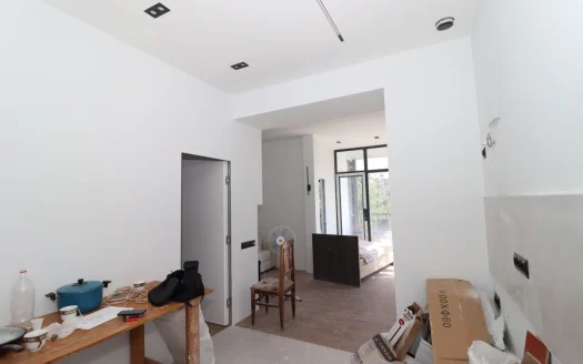 A 3 room apartment, Sakharov Street, 60 sq.m., 3/4 floor, stone building