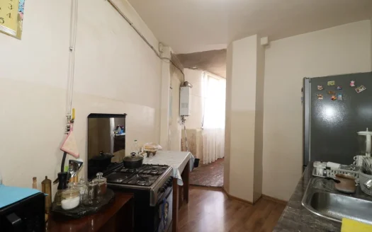 A 3 room apartment, Lvovyan Street, 89 sq.m., 11/12 floor