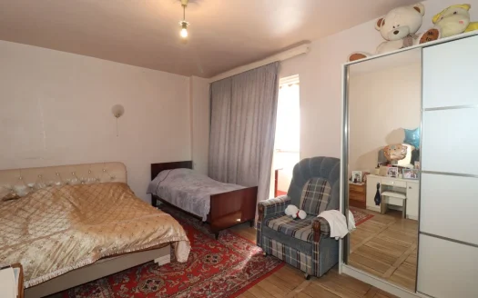 A 3 room apartment, Lvovyan Street, 89 sq.m., 11/12 floor