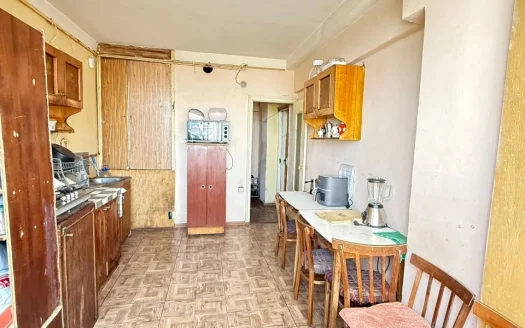 3 room apartment on Yervand Kochar Street, 95 sq.m.