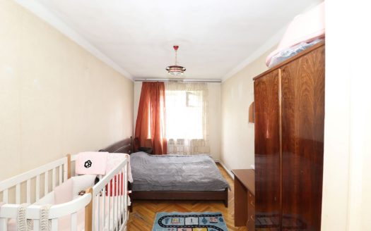 2 room apartment,Hrachya Kochar Street, 60 sq.m., stone building