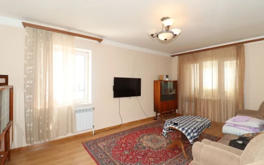A 2 room apartment, Mkrtich Sargsyan Street, 68 sq.m., 4/10 floor