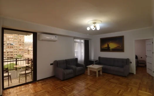 2 room apartment on Pushkin Street, 60 sq.m., 7/9 floor, high ceilings, multiple balconies