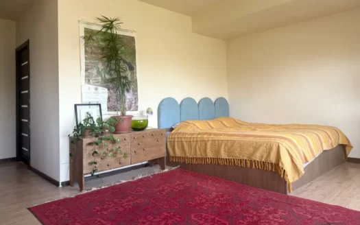 A 2 room apartment is for sale, 2nd district of Davtashen, 55 sq.m., major renovation