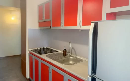 A 2 room apartment is for sale, 2nd district of Davtashen, 55 sq.m., major renovation