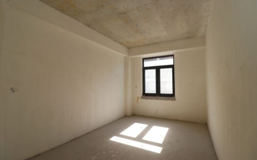 A 3 room apartment, Leonid Azgaldyan Street, 85 sq.m., new build building, 2/7 floor