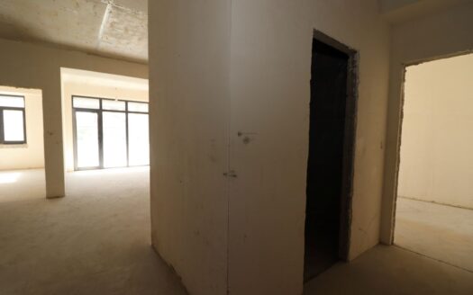 A 3 room apartment, Leonid Azgaldyan Street, 85 sq.m., new build building, 2/7 floor