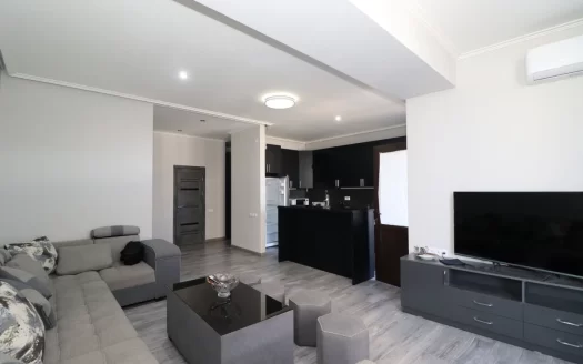 3 room apartment in a new building on Pavstos Buzand Street, 100 sq.m., 9/16 floor