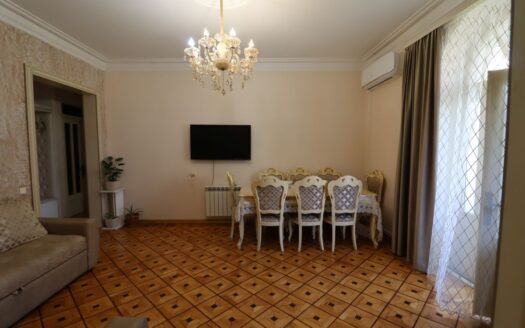 A 3 room apartment, Eghishe Tadevosyan Street, 84 sq.m., stone building