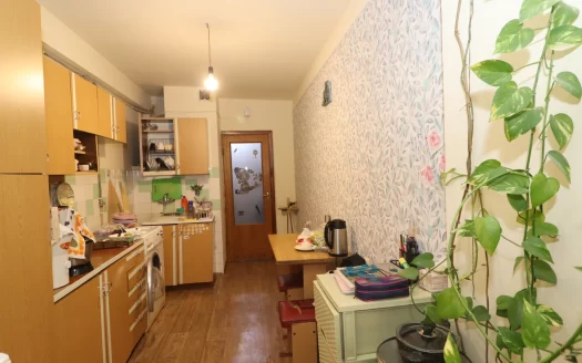 3 room apartment on Aghbyur Serob Street, 69 sq.m., 13/16 floor, cosmetic renovation