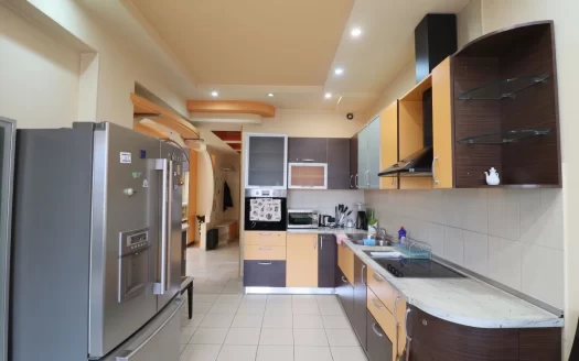 4 room apartment in a new building on Northern Avenue, 160 sq.m., 7/8 floor, major renovation