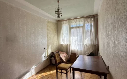 3 room apartment on Saryan Street in the center, 94 sq.m., 3/9 floor, multiple balconies