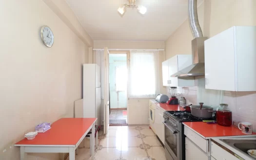 3 room apartment on Vahram Papazyan Street in Arabkir, 89 sq.m., 15/16 floor