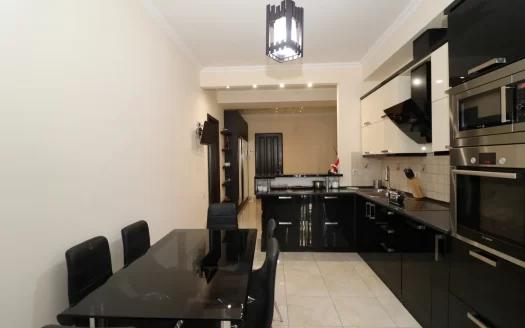 3 room apartment in a new building on Vardanants Street in the center, 135 sq.m., 11/21 floor