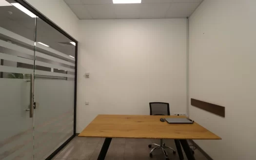 Office Space on Vazgen Sargsyan Street in the center, 13 sq.m.