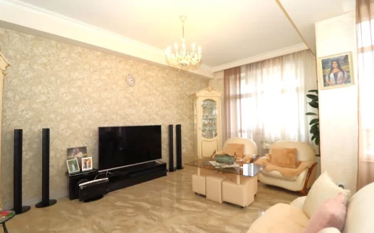 Spacious 3 room apartment in a new building on Tsitsernakaberd Highway in the center, 183 sq.m.